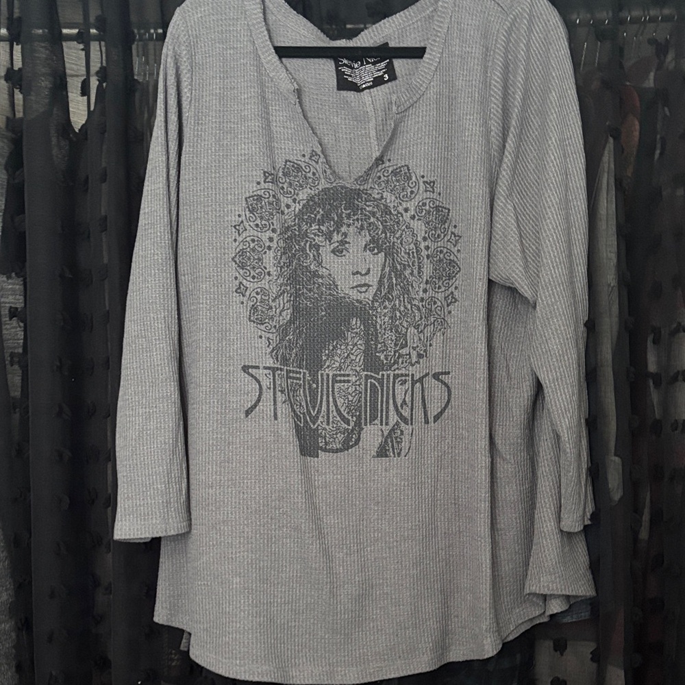 Torrid Gray Stevie Nicks Waffle Top